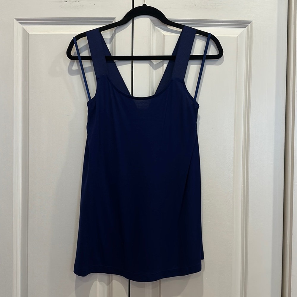 Banana Republic tank top, size L, brand new with tags - fun details!